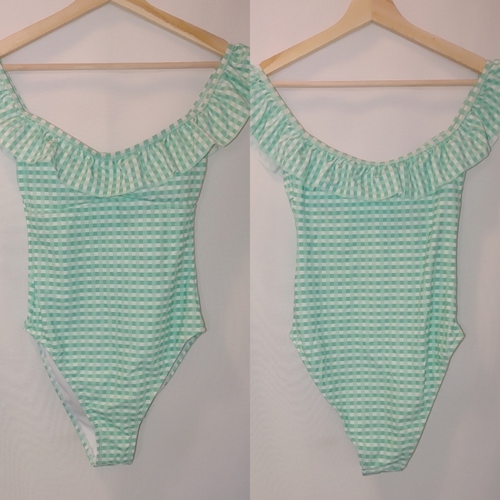 Lolli by Sugar Coast Green Gingham Ruffle Off‎ the Shoulder Small S One Piece